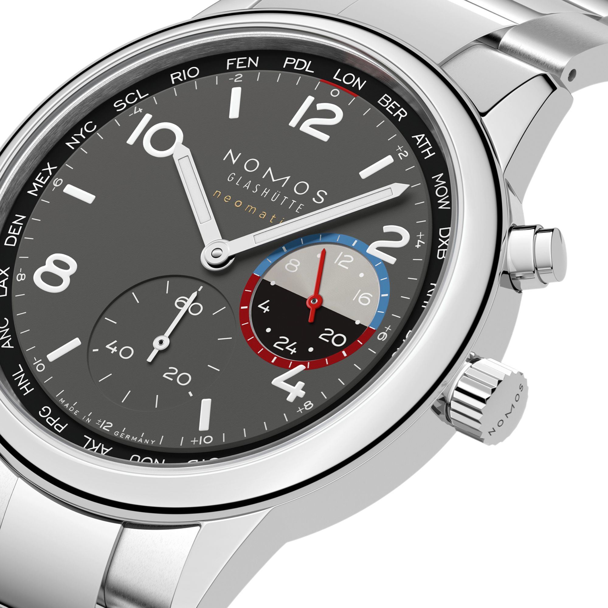 Montre Nomos Club Sport Neomatik Worldtimer Volcano fond saphir - Ed. Limitée bracelet acier 40 mm