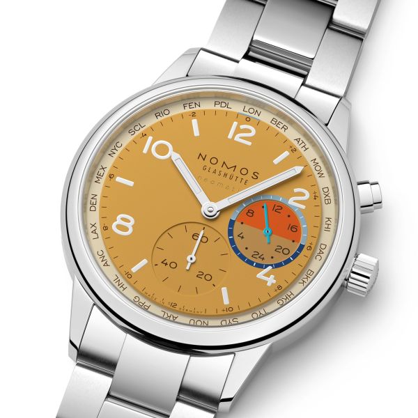 Montre Nomos Club Sport Neomatik Worldtimer Dune fond saphir - Ed. Limitée bracelet acier 40 mm
