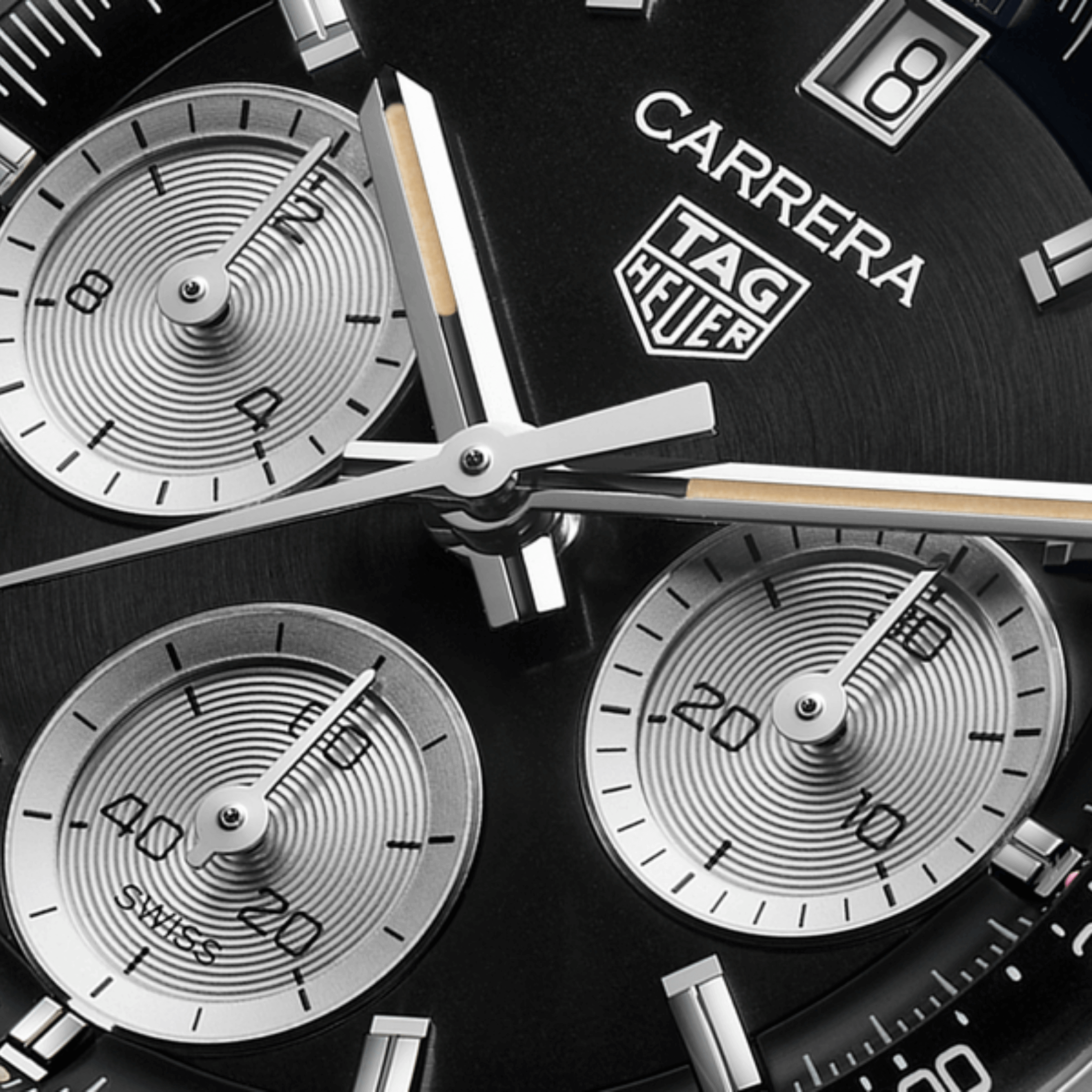 TAG Heuer Carrera Chronograph "Glassbox" automatic black dial "beads-of-rice" steel bracelet 39 mm