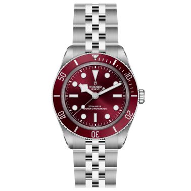 Montre Tudor Black Bay 58 automatique cadran bordeaux bracelet acier 5 mailles 39 mm