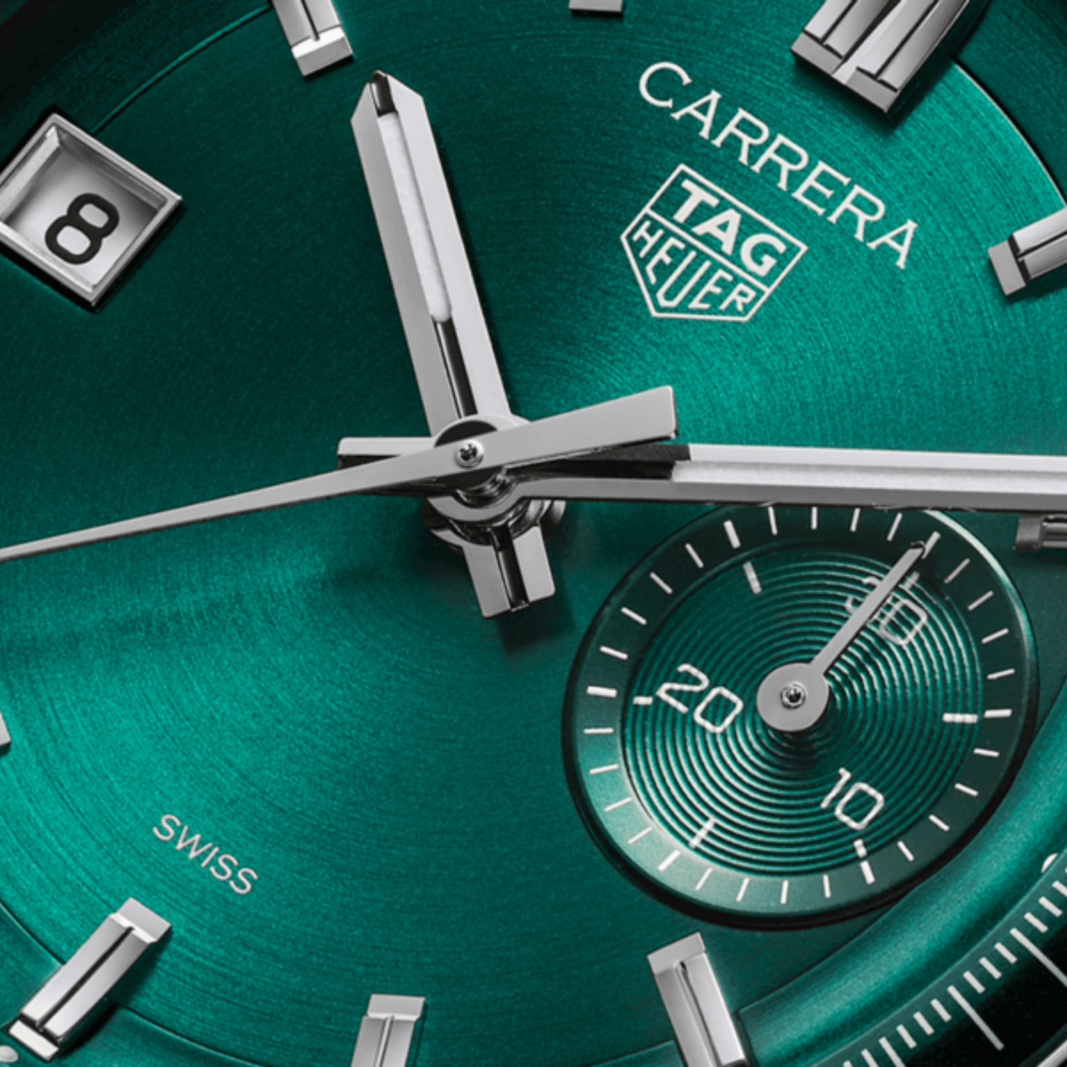 Montre TAG Heuer Carrera Chronographe DATO automatique cadran vert bracelet acier "grains de riz" 39 mm