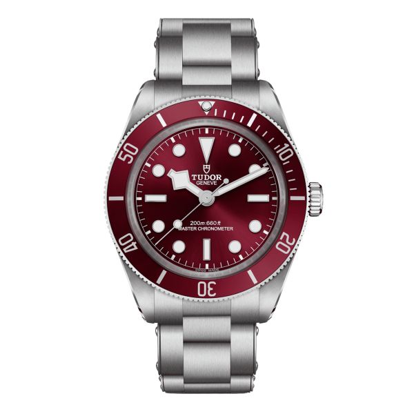  Montre Tudor Black Bay 58 automatique cadran bordeaux bracelet acier "rivet" 39 mm