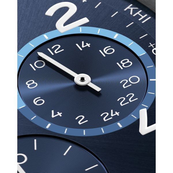 Montre Nomos Club Sport Neomatik Worldtimer Mondial cadran bleu bracelet acier 40 mm