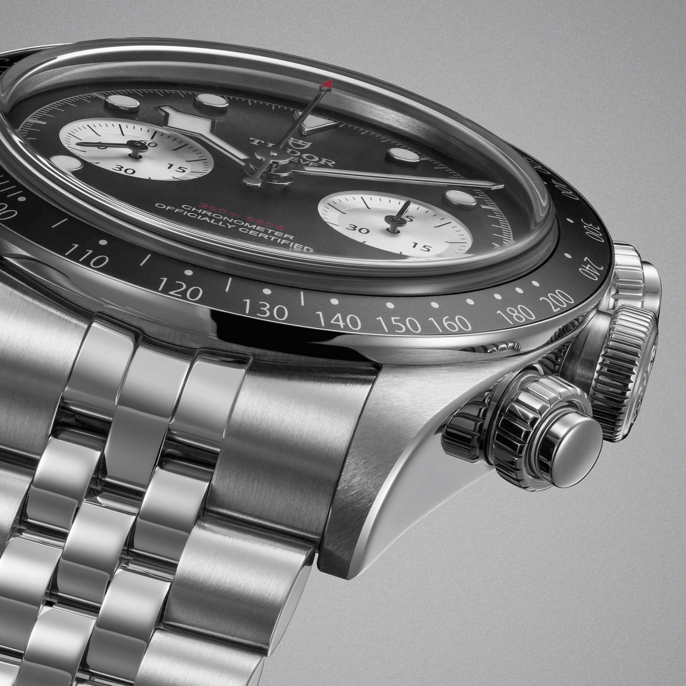 Montre Tudor Black Bay Chrono automatique cadran noir bracelet acier 5 mailles 41 mm