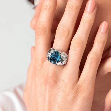 Bague Lepage L'Envoûtante en or blanc et zircon bleu