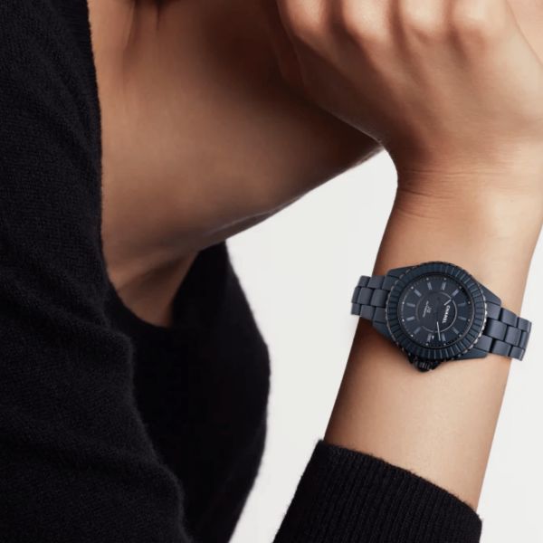 CHANEL J12 BLUE automatic watch, blue dial, blue sapphire hour markers and 33 mm blue ceramic strap