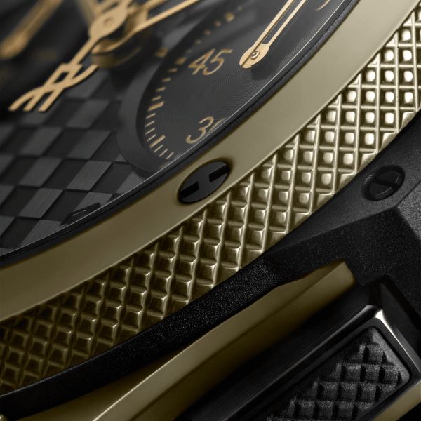 Montre Hublot Big Bang 20ème Anniversaire Full Magic Gold automatique cadran carbone bracelet caoutchouc 43 mm