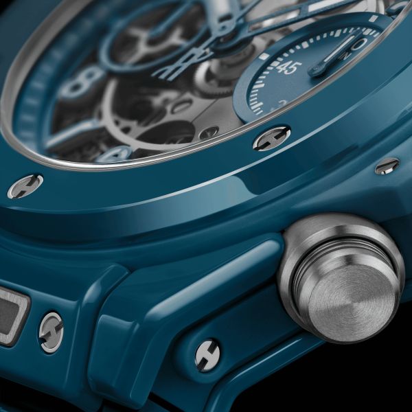 Montre Hublot Big Bang UNICO Petrol Blue Ceramic automatique cadran squelette bracelet caoutchouc 42 mm