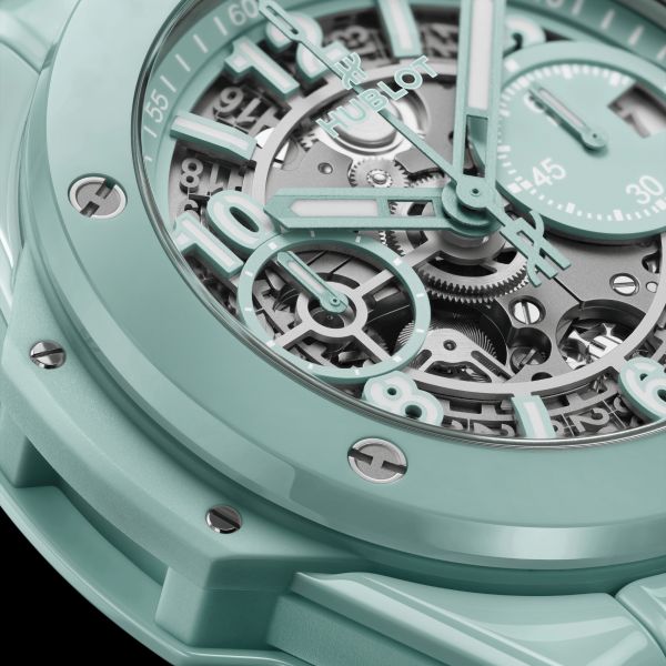 Montre Hublot Big Bang UNICO Mint Green Ceramic automatique cadran squelette bracelet caoutchouc 42 mm