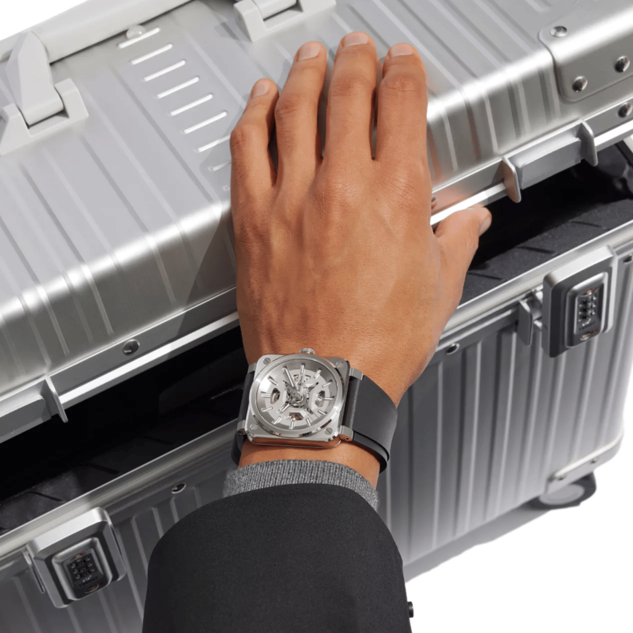 Montre Bell & Ross BR 03 Skeleton Grey Steel automatique bracelet caoutchouc 41 mm