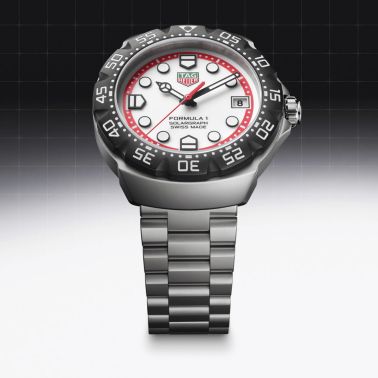 Montre TAG Heuer Formula 1 Solargraph cadran blanc bracelet acier 38 mm