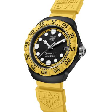 TAG Heuer Formula 1 Solargraph black dial rubber strap 38 mm