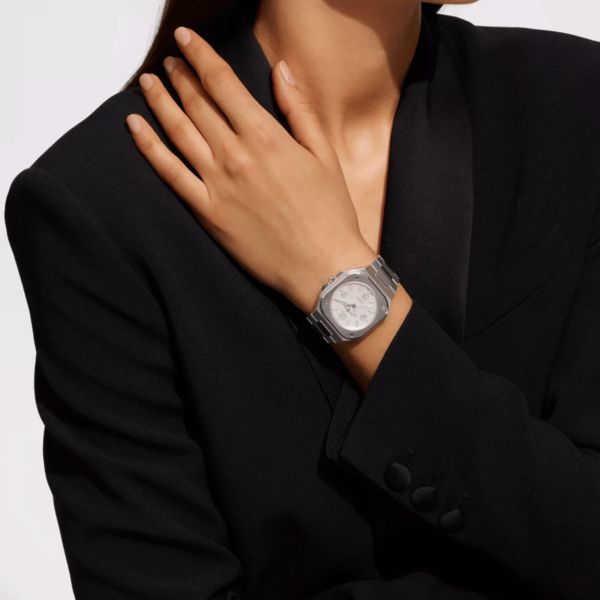 Watch Bell & Ross BR 05 Mother of Pearl Steel Automatic White Mother of Pearl Dial Steel Strap 36 mm