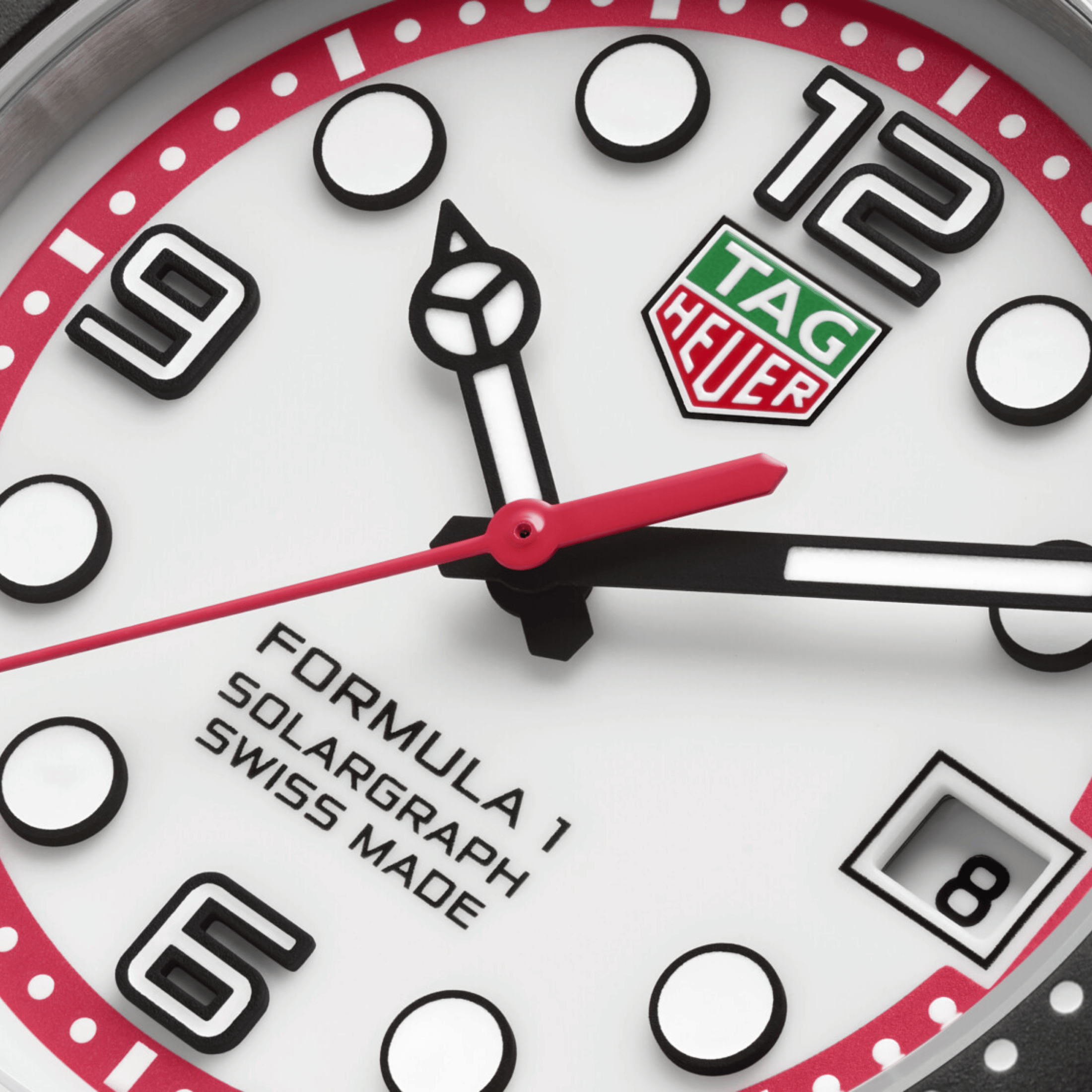 ofTAG Heuer Formula 1 Solargraph white dial rubber strap 38 mm