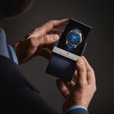 Montre Baume et Mercier Clifton automatic, blue dial, blue strap, 39 mm