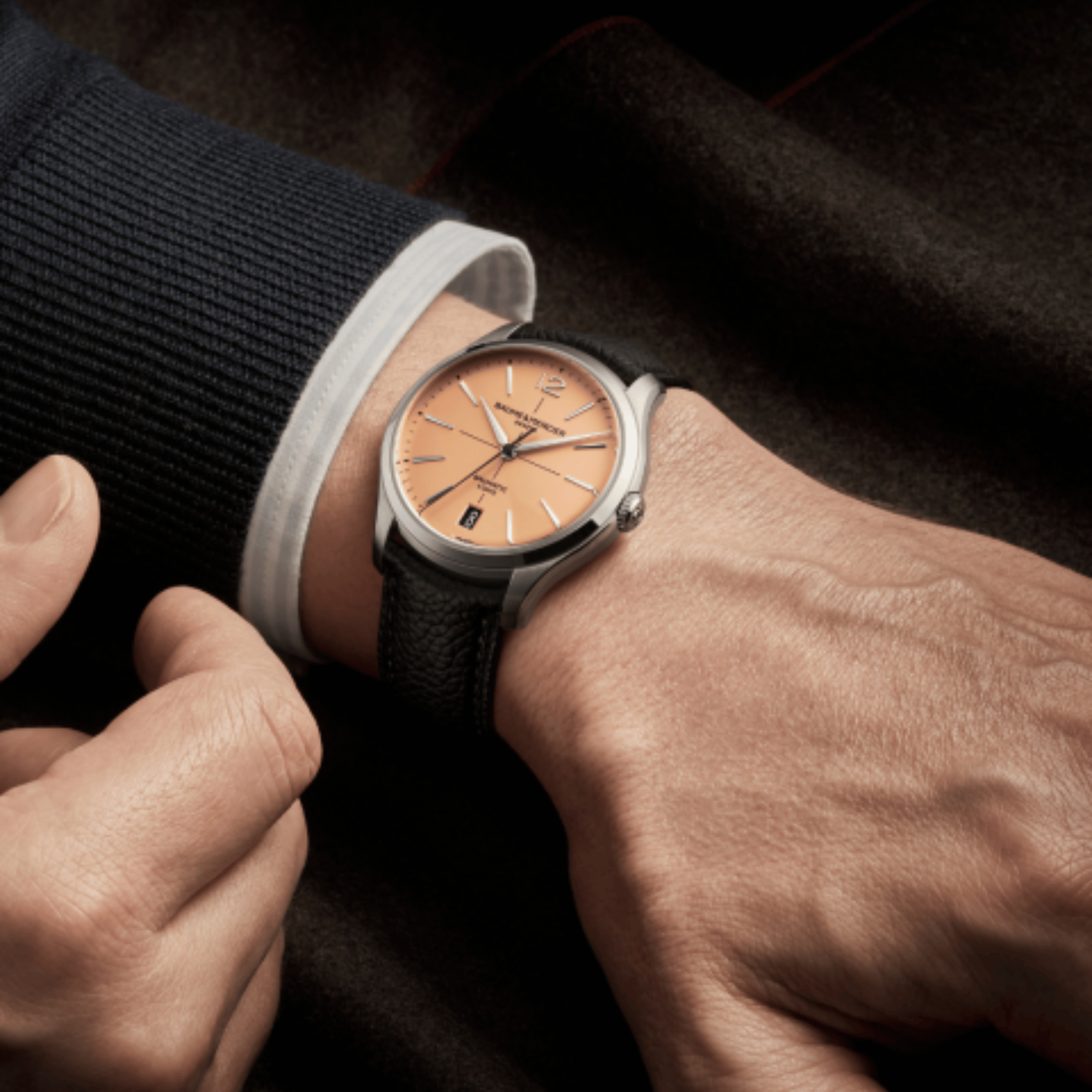 Baume et Mercier Clifton automatic watch, salmon dial, beige and black leather straps, 39 mm