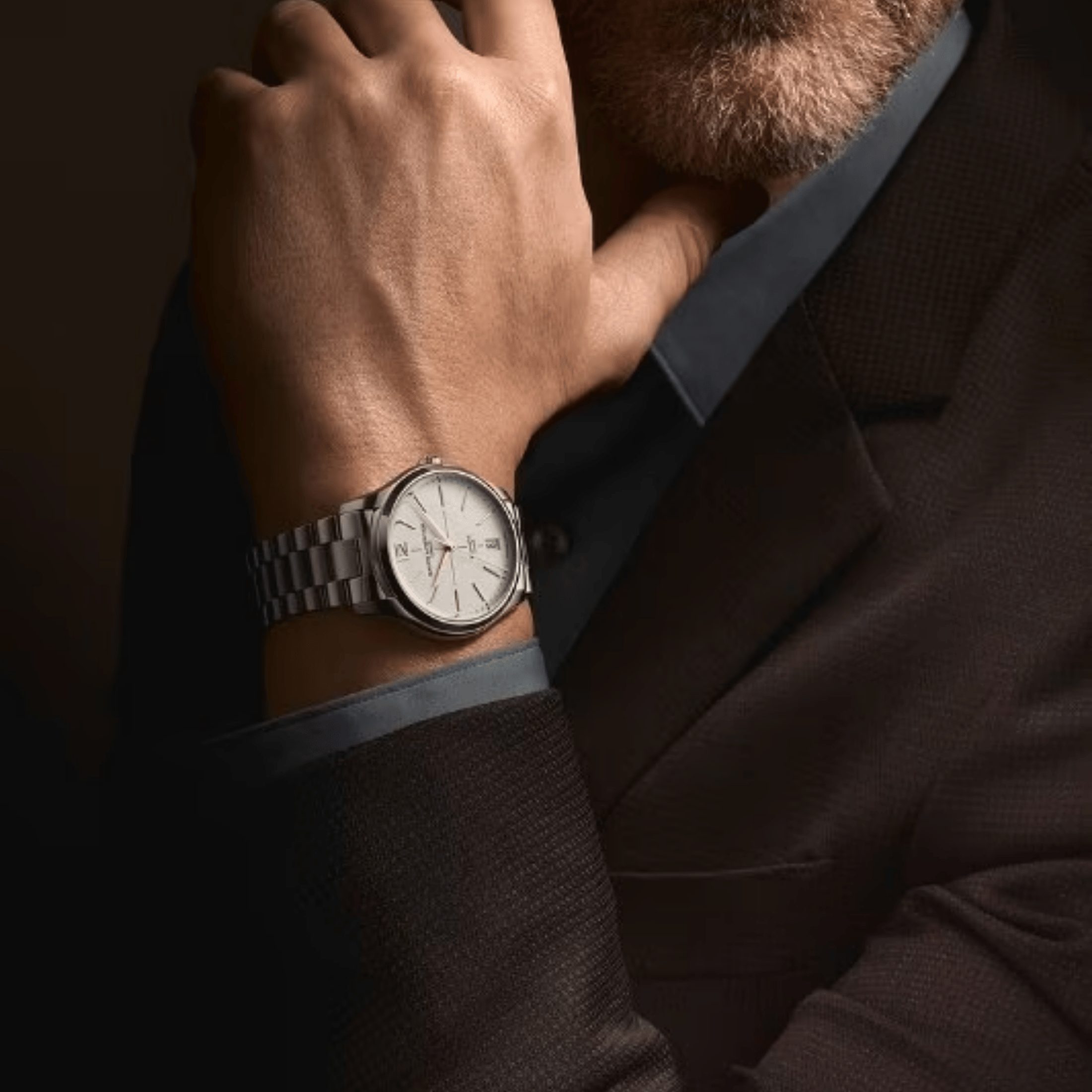 Montre Baume et Mercier Clifton automatic, white dial, steel bracelet, 39 mm