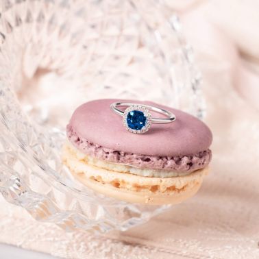 Bague Lepage Lily Rose en or jaune et saphir