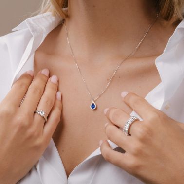 Collier Lepage Clyde en or blanc et saphir