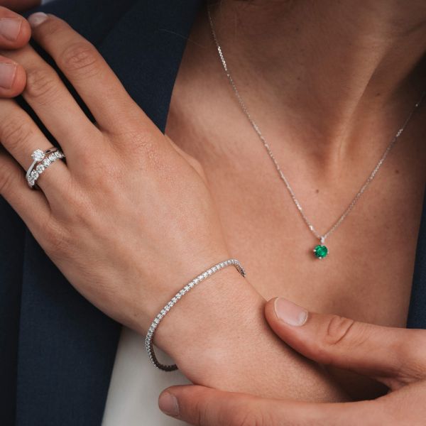 Collier Lepage Flirt en or rose émeraude et diamants