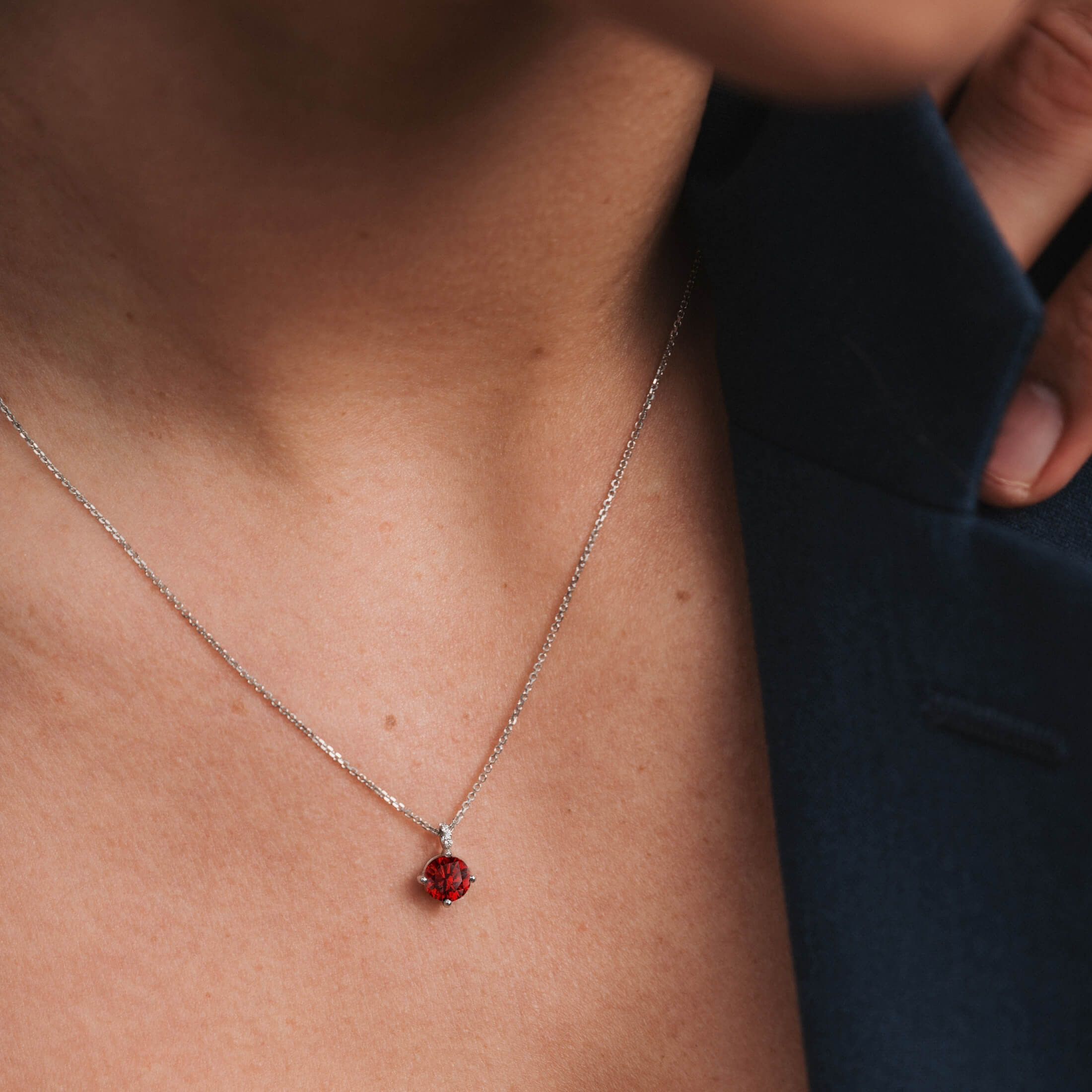 Collier Lepage Flirt en or rose rubis et diamants