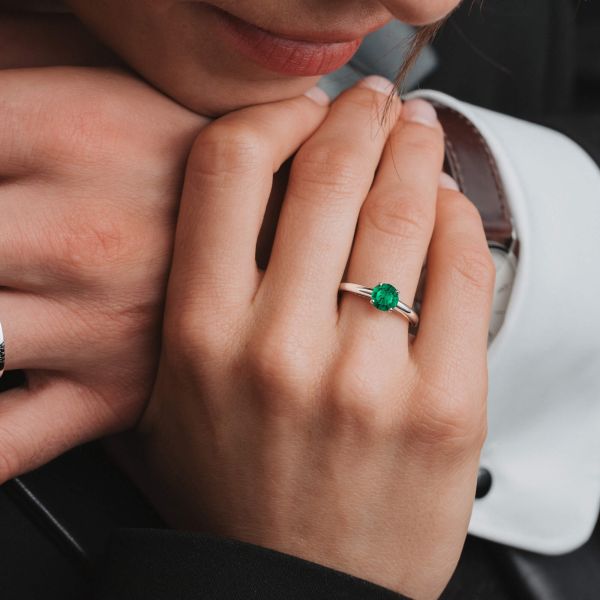 Lepage Promesse engagement ring in yellow gold and emerald