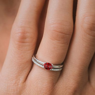 Solitaire Lepage Emotion en or rose et rubis taille ovale