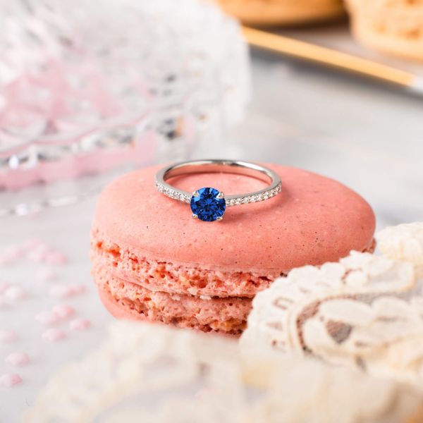 Lepage Demoiselle engagement ring in white gold, sapphire and diamonds