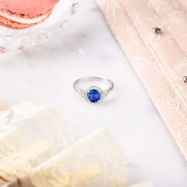 Solitaire Lepage Pompadour en or rose saphir et diamants