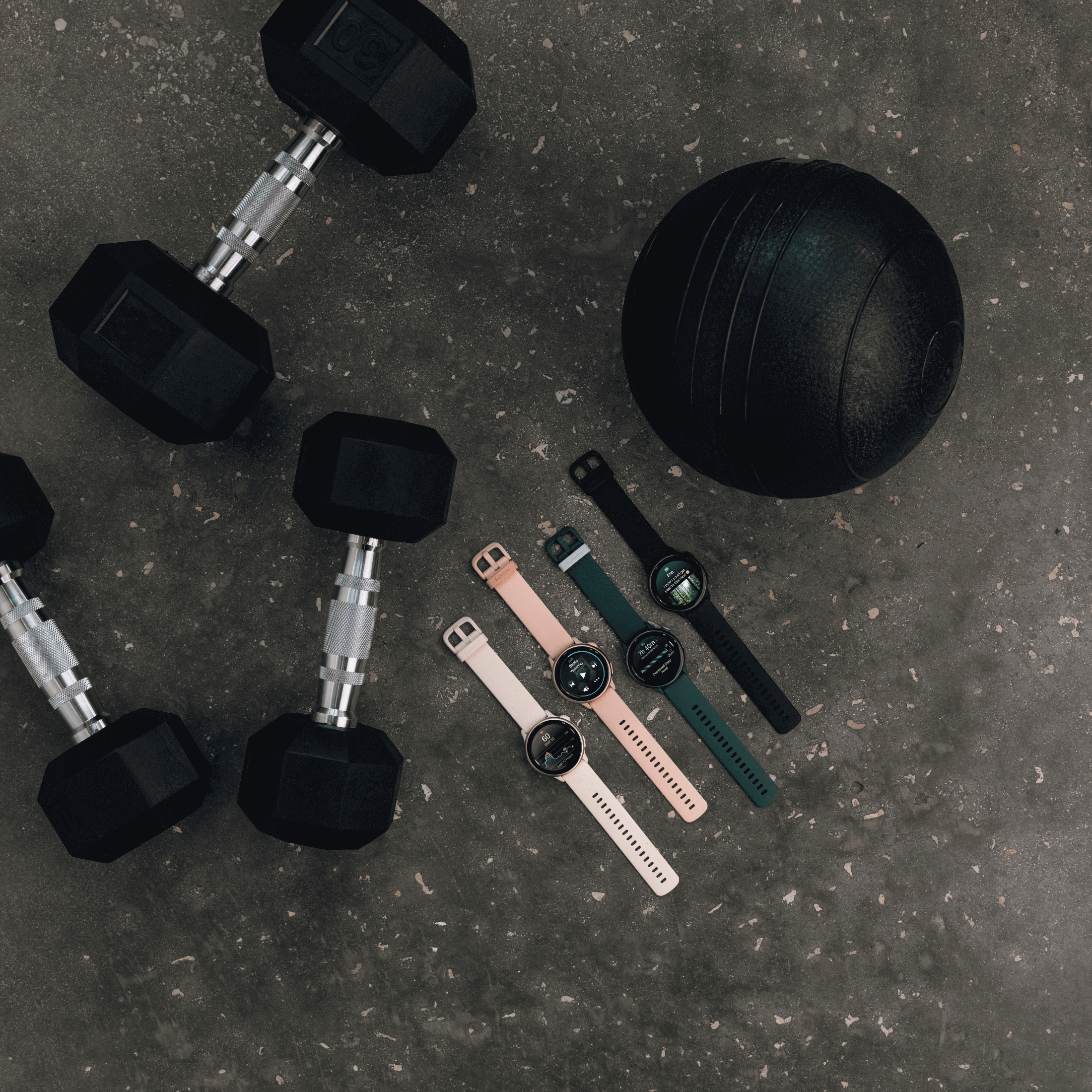 Garmin Vívoactive 6 watch, 42 mm ivory strap, Lunar Gold