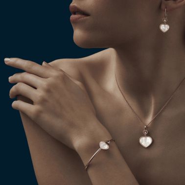 Chopard Happy Hearts necklace in rose gold, diamonds, and mother-of-pearl
