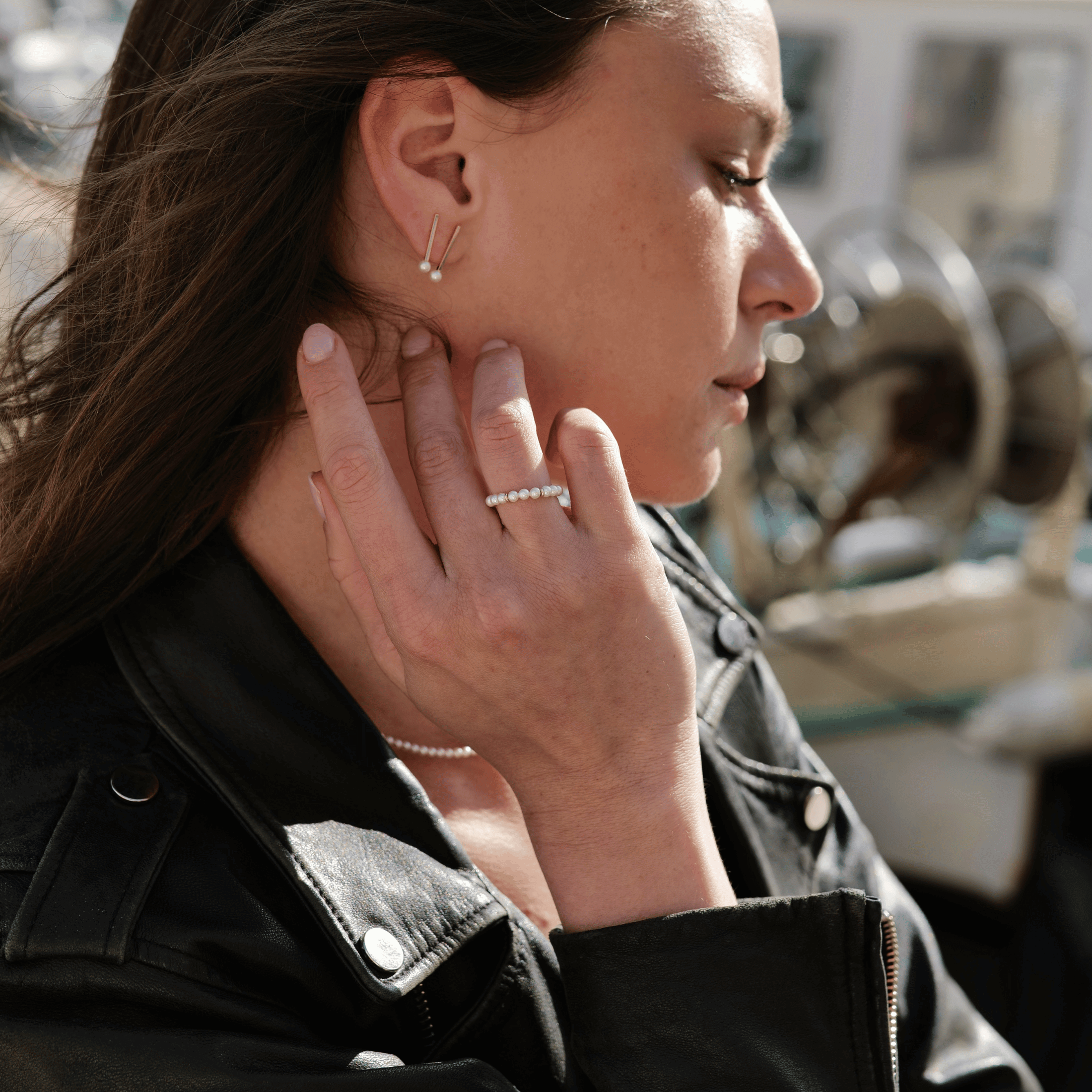 Bague Claverin Timeless en or jaune et perles blanches