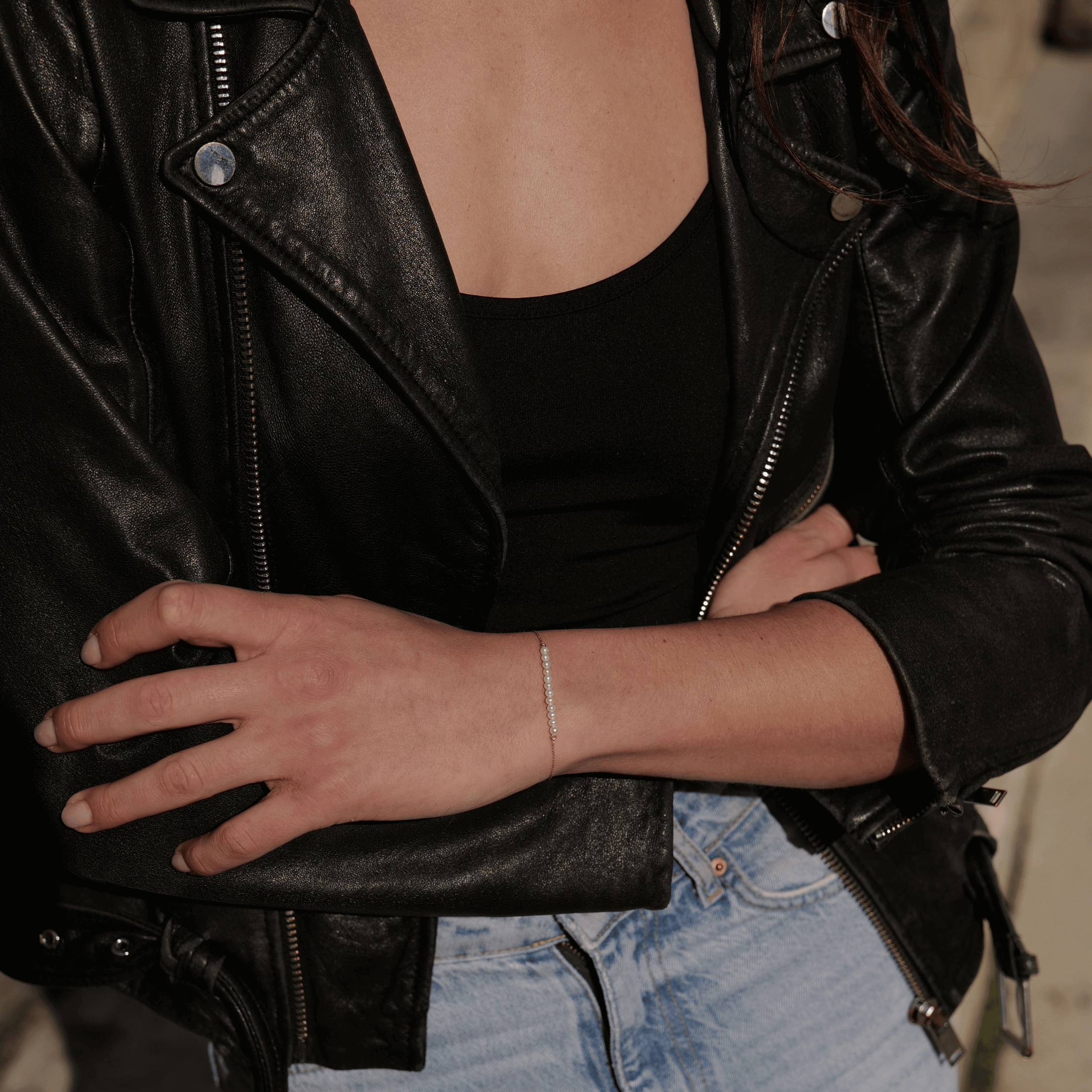 Bracelet Claverin Mini Rock My Pearls en or jaune et perles blanches