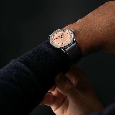 Raymond Weil Millesime Automatic Central Seconds salmon dial leather strap 39,5 mm
