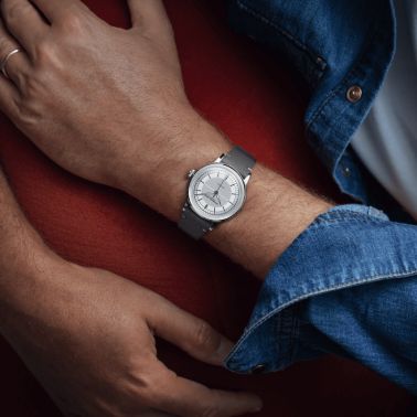 Montre Raymond Weil Millesime Automatique Seconde Centrale cadran argenté bracelet cuir 35 mm