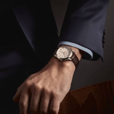 Watch Baume et Mercier Clifton automatic, white dial, brown strap, 39 mm