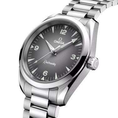 Montre Omega Seamaster Railmaster Co-Axial Master Chronometer cadran gris bracelet acier 38 mm