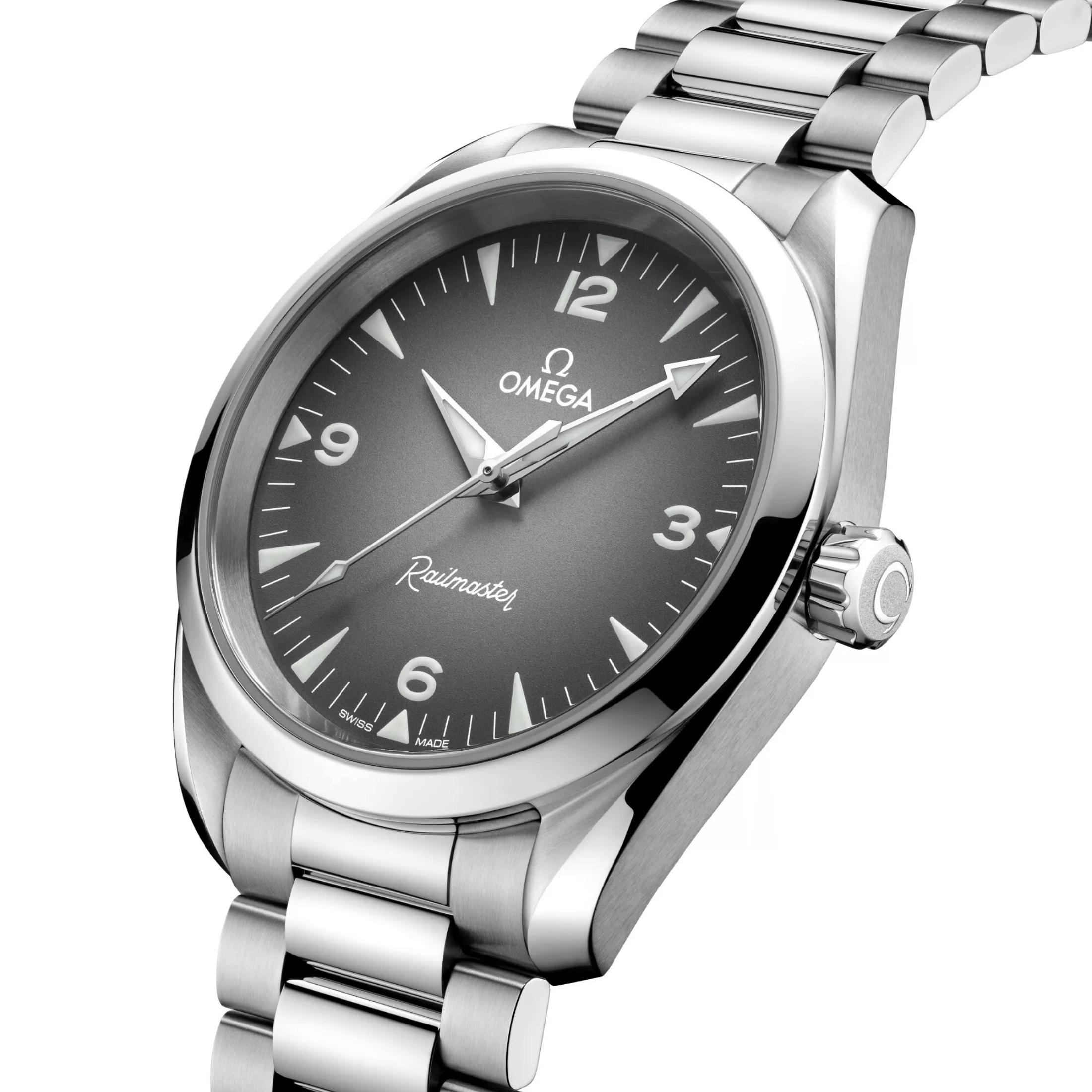 Omega Seamaster Railmaster Co-Axial Master Chronometer grey dial steel bracelet 38 mm