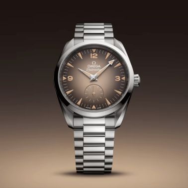Montre Omega Seamaster Railmaster Co-Axial Master Chronometer cadran beige bracelet acier 38 mm