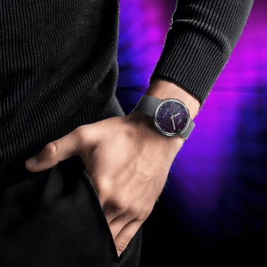 Montre Mido Commander 1959 automatique cadran noir et bleu bracelet milanais acier 37 mm