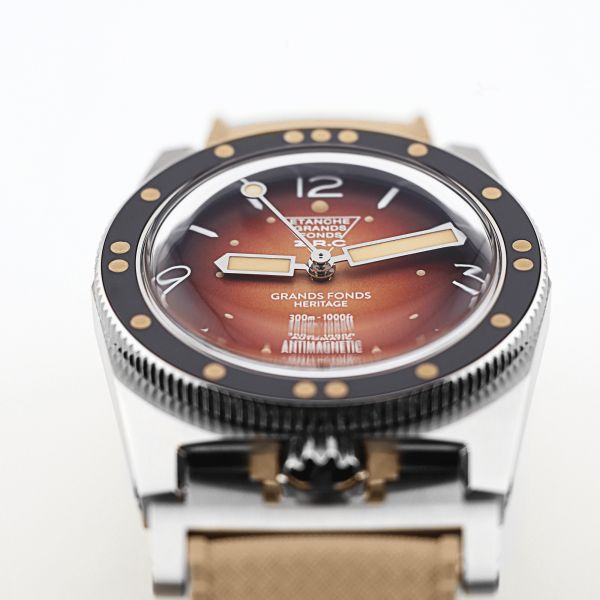 ZRC Grands Fonds 300 SMOKE tropicalized dial rubber strap 39 mm