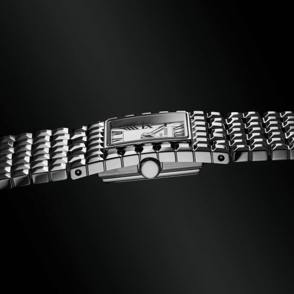 Montre Frédérique Constant Classics Manchette quartz cadran blanc bracelet acier 25.7 x 20 mm