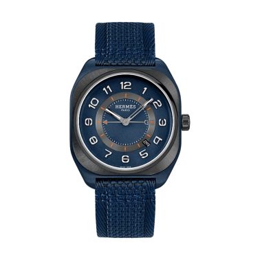 Montre Hermès H08 Titane PVD Bleu automatique cadran bleu bracelet tissu bleu 42 mm