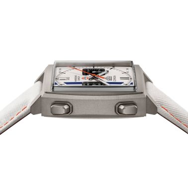 Montre TAG Heuer Monaco Chronograph x Gulf "Édition limitée 2025" Calibre 11 Titane automatique cadran blanc bracelet cuir 39 mm