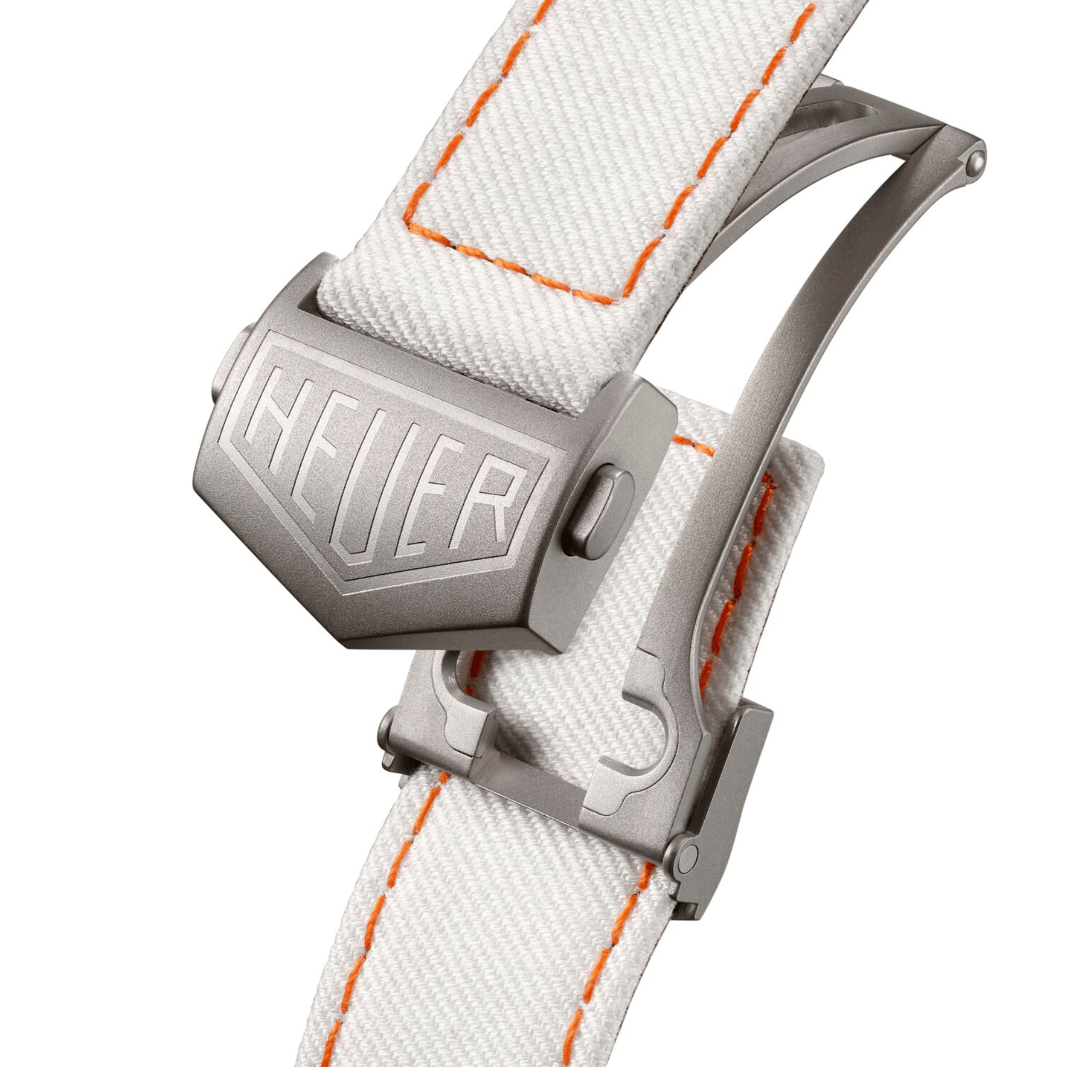 Montre TAG Heuer Monaco Chronograph x Gulf "Édition limitée 2025" Calibre 11 Titane automatique cadran blanc bracelet cuir 39 mm