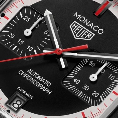 Montre TAG Heuer Monaco Chronograph "Stopwatch" Calibre 11 Titane automatique cadran noir bracelet cuir 39 mm