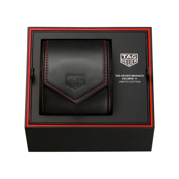Montre TAG Heuer Monaco Chronograph "Stopwatch" Calibre 11 Titane automatique cadran noir bracelet cuir 39 mm