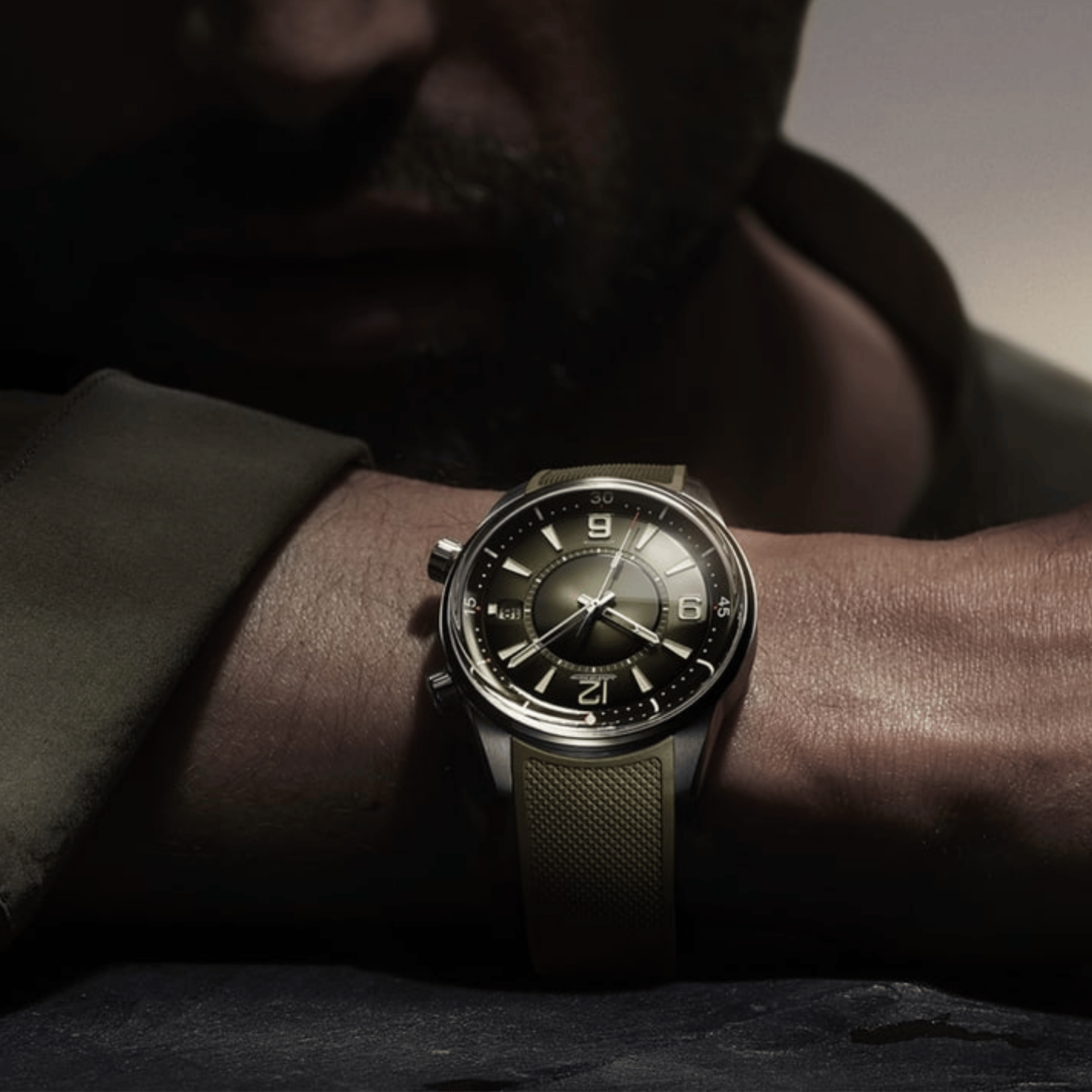 Montre Jaeger-LeCoultre Polaris Date automatique cadran laqué vert bracelet caoutchouc 42 mm