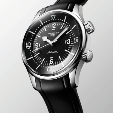 Montre Longines Legend Diver automatique cadran noir bracelet caoutchouc noir 39 mm