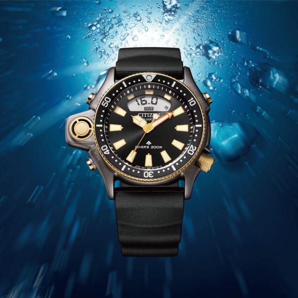 Montre Citizen Promaster Marine Aqualand "40ème Anniversaire" quartz cadran noir bracelet caoutchouc 50,7 mm